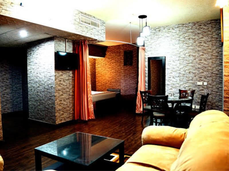 Rafee Hotel Dubai Esterno foto