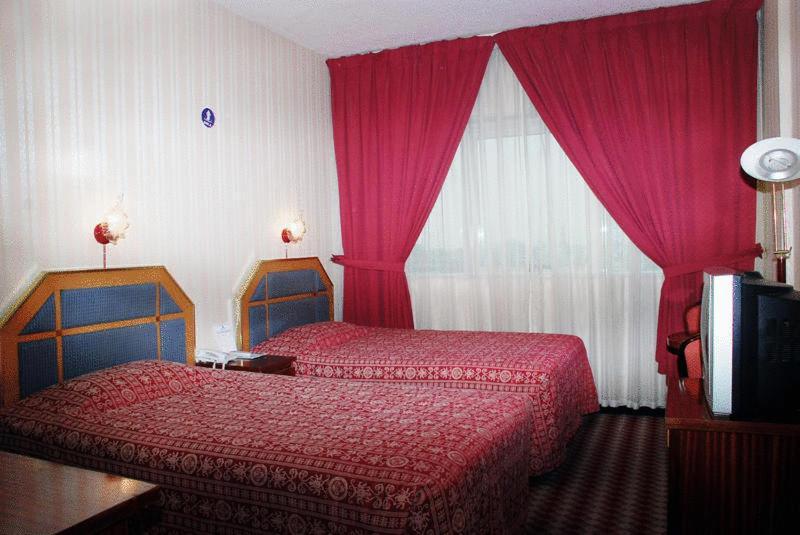 Rafee Hotel Dubai Esterno foto